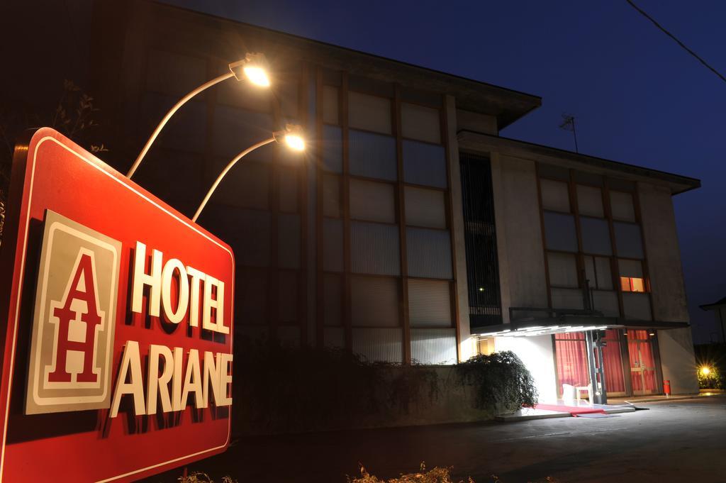 Hotel Ariane Thiene Εξωτερικό φωτογραφία